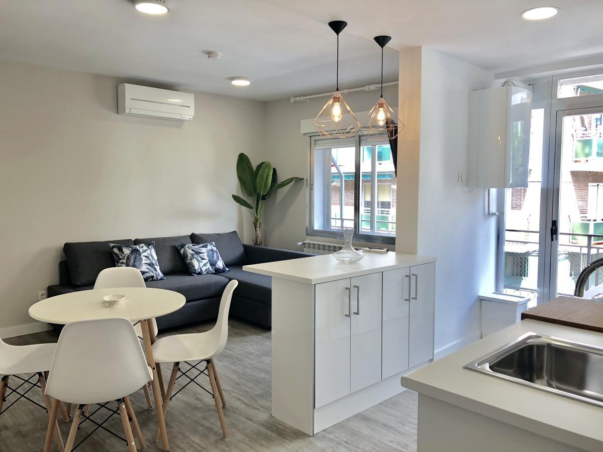 Plaza 5 Carabanchel Apartment 马德里 外观 照片