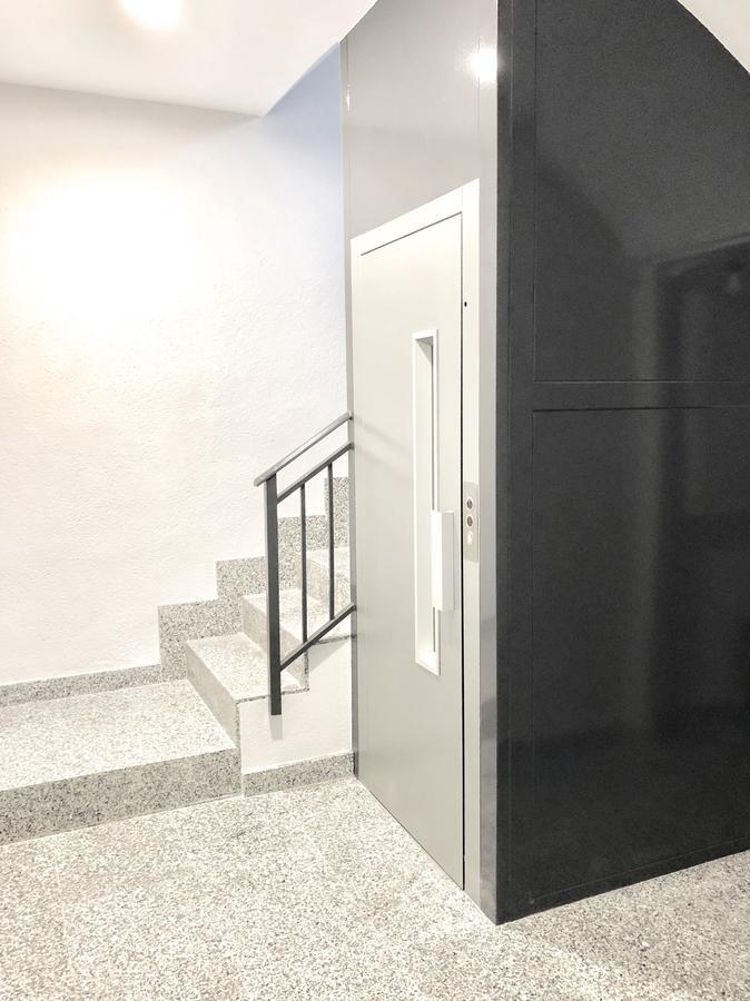 Plaza 5 Carabanchel Apartment 马德里 外观 照片